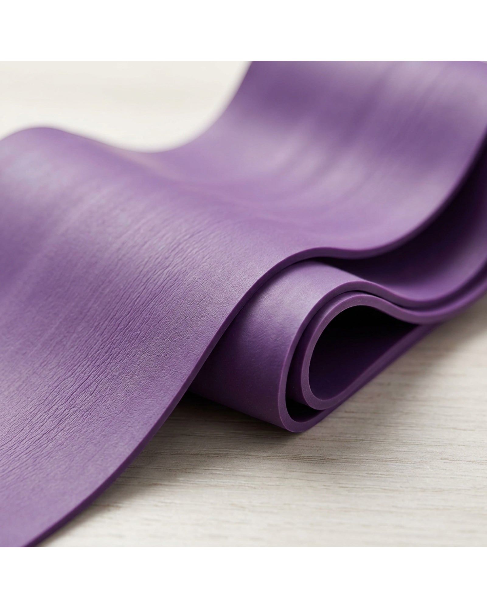 Novanes Flat Latex Stretch Band Purple Medium 6 ft